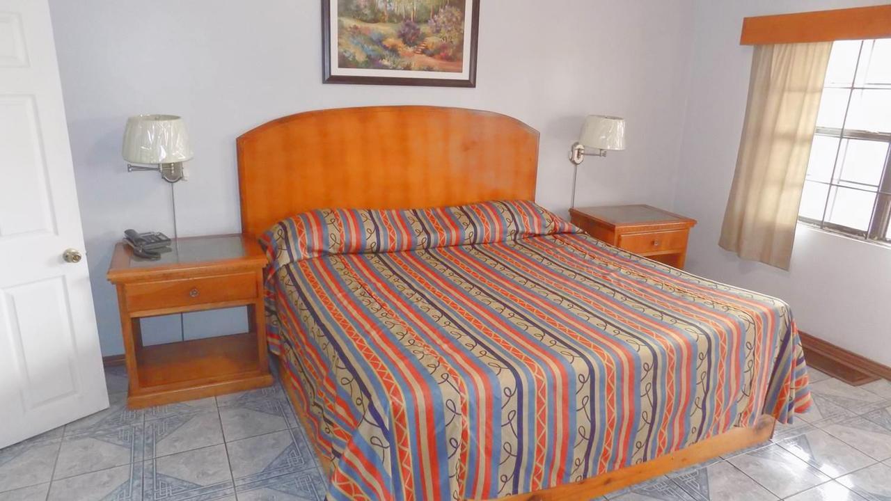 Hotel Del Camino Ciudad Cuauhtemoc  Екстер'єр фото
