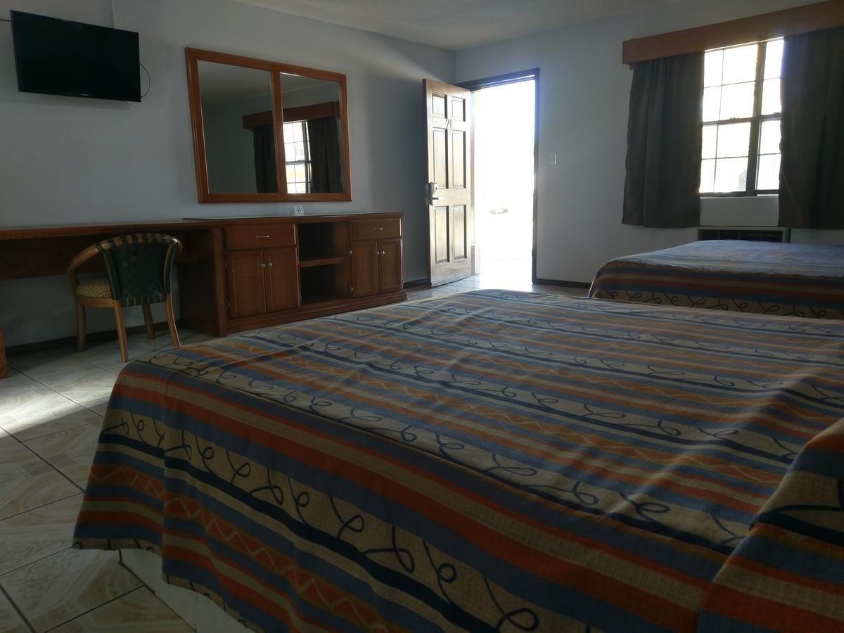 Hotel Del Camino Ciudad Cuauhtemoc  Екстер'єр фото